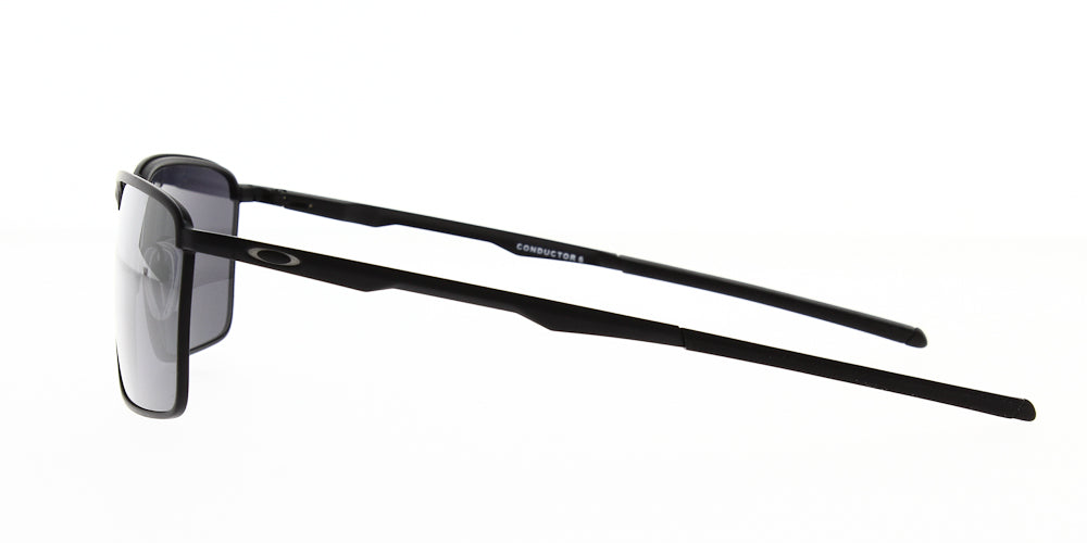 Oakley OO4106