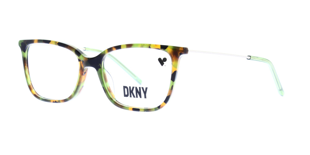 dk700886-52