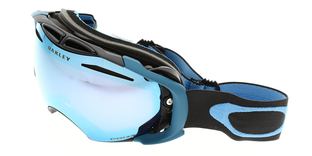 Oakley OO7037