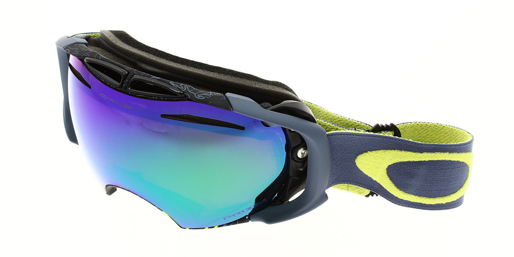 Oakley OO7037