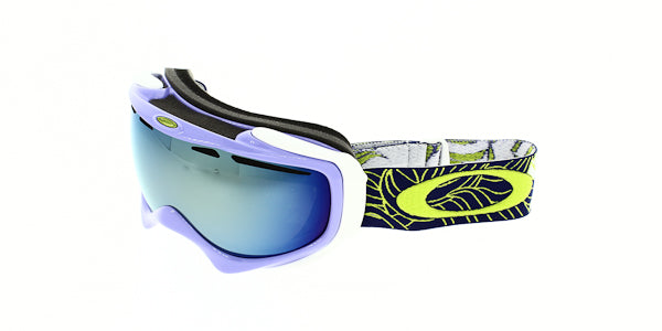 Oakley OO7023