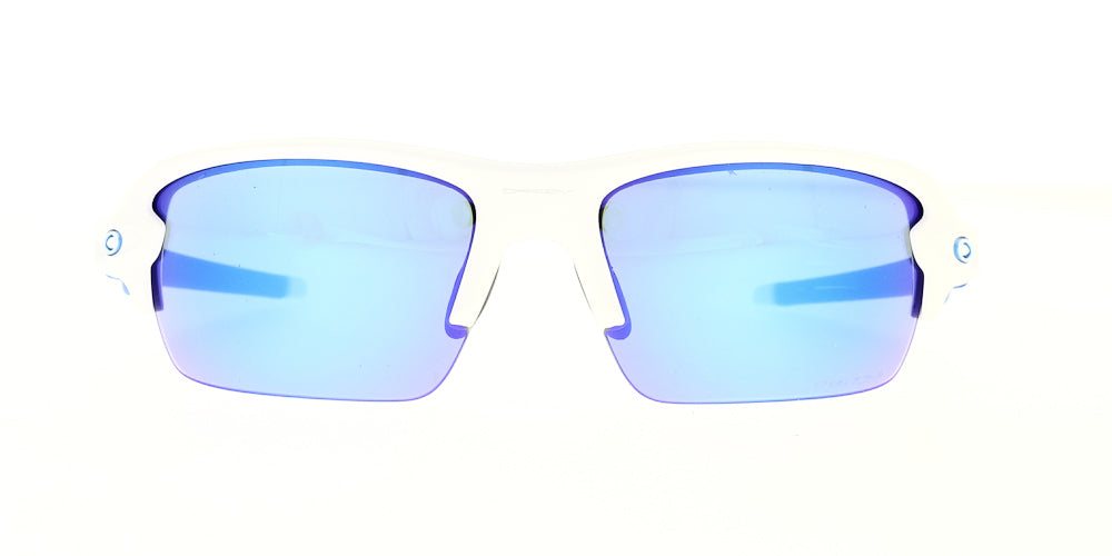 flak-xs-matte-white-prizm-sapphire-oj9005659