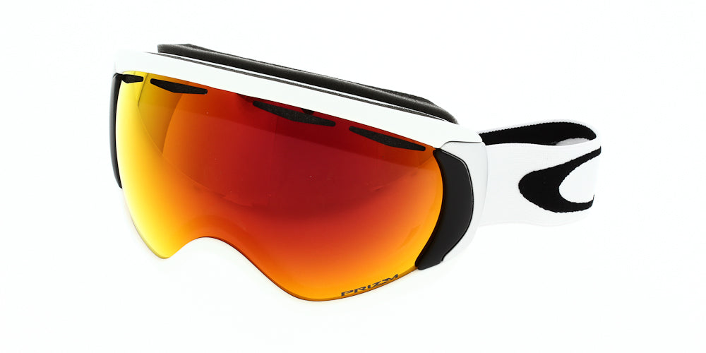 Oakley OO7047
